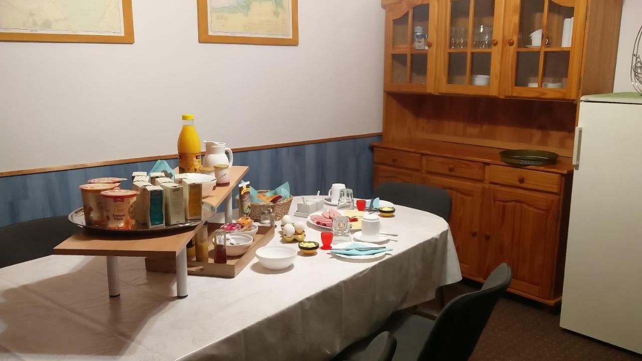 דיסלדורף Gaestehaus Uwe&Heidi מראה חיצוני תמונה